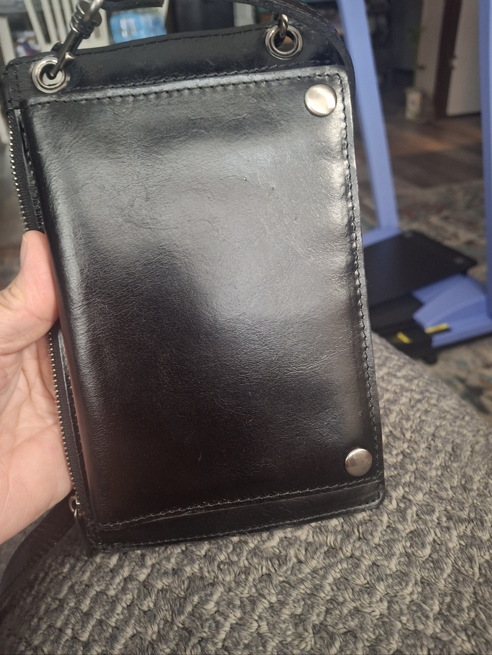 PATRICIA NASH Black Leather Crossbody Phone Pouch - Picture 2 of 7